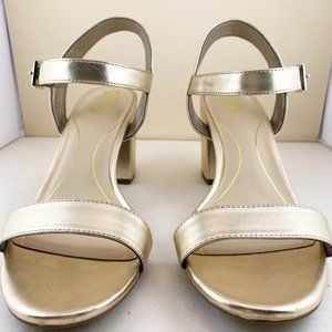 Sam Edelman Circus – Ashton Sandal – Gold – size 9